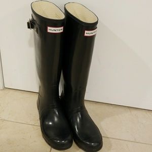 Navy blue tall hunter rain boots